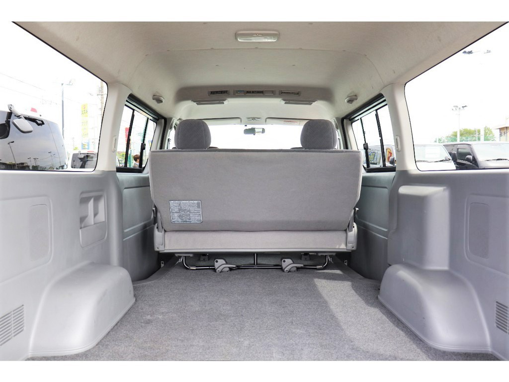 もちろん納車前にも点検整備を行い、オイル類や消耗品の交換を行います！また最終仕上げを行いご納車をさせていただきます！