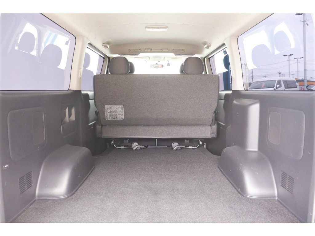 もちろん納車前にも点検整備を行い、オイル類や消耗品の交換を行います！また最終仕上げを行いご納車をさせていただきます！