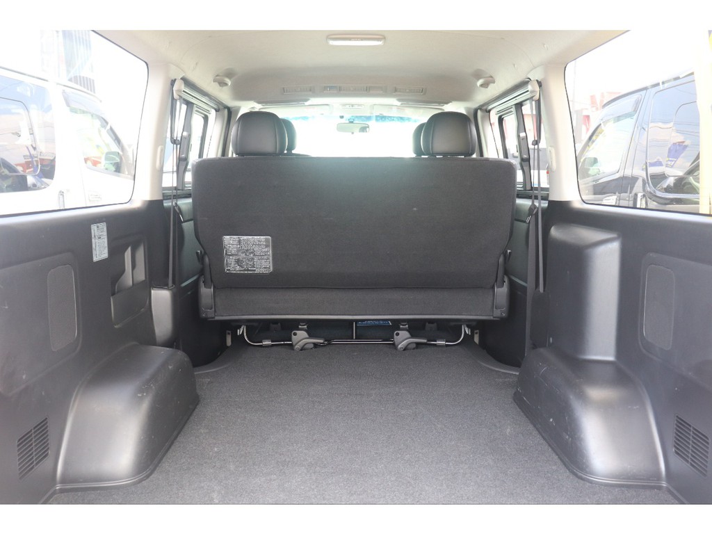 もちろん納車前にも点検整備を行い、オイル類や消耗品の交換を行います！また最終仕上げを行いご納車をさせていただきます！