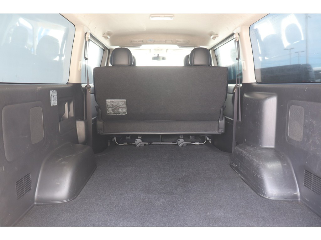 もちろん納車前にも点検整備を行い、オイル類や消耗品の交換を行います！また最終仕上げを行いご納車をさせていただきます！