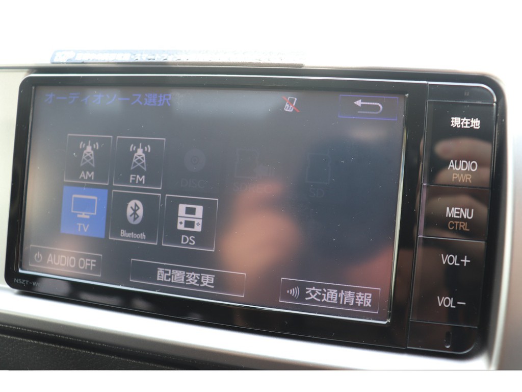 トヨタ純正ナビ搭載！フルセグ、Bluetooth接続！