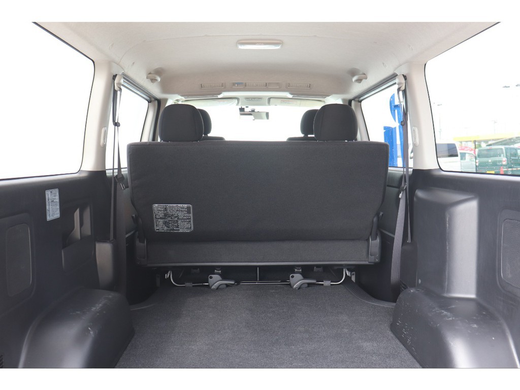 もちろん納車前にも点検整備を行い、オイル類や消耗品の交換を行います！また最終仕上げを行いご納車をさせていただきます！
