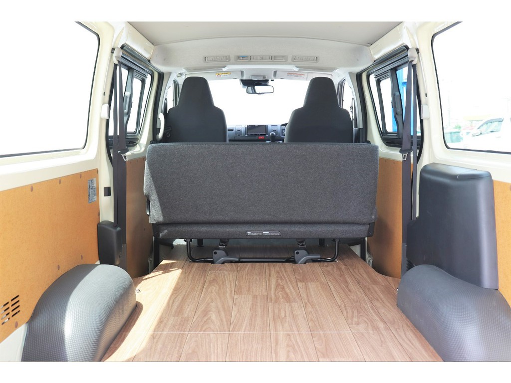 もちろん納車前にも点検整備を行い、オイル類や消耗品の交換を行います！また最終仕上げを行いご納車をさせていただきます！