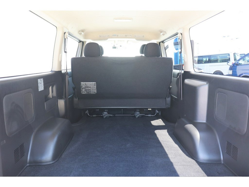 もちろん納車前にも点検整備を行い、オイル類や消耗品の交換を行います！また最終仕上げを行いご納車をさせていただきます！