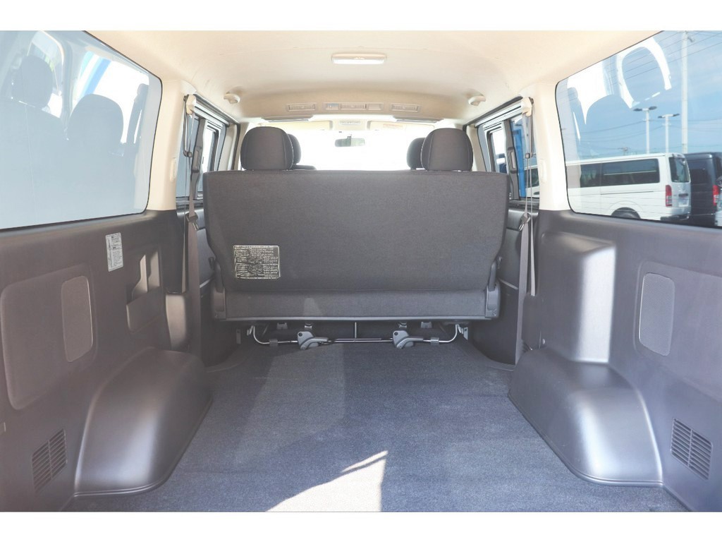 もちろん納車前にも点検整備を行い、オイル類や消耗品の交換を行います！また最終仕上げを行いご納車をさせていただきます！