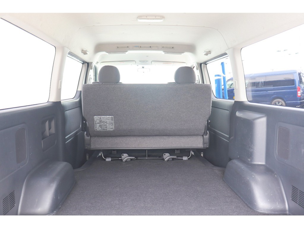 もちろん納車前にも点検整備を行い、オイル類や消耗品の交換を行います！また最終仕上げを行いご納車をさせていただきます！
