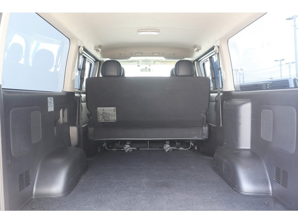 もちろん納車前にも点検整備を行い、オイル類や消耗品の交換を行います！また最終仕上げを行いご納車をさせていただきます！