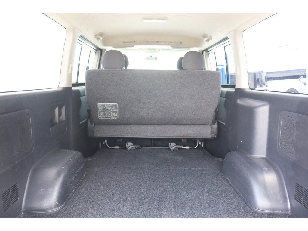 もちろん納車前にも点検整備を行い、オイル類や消耗品の交換を行います！また最終仕上げを行いご納車をさせていただきます！
