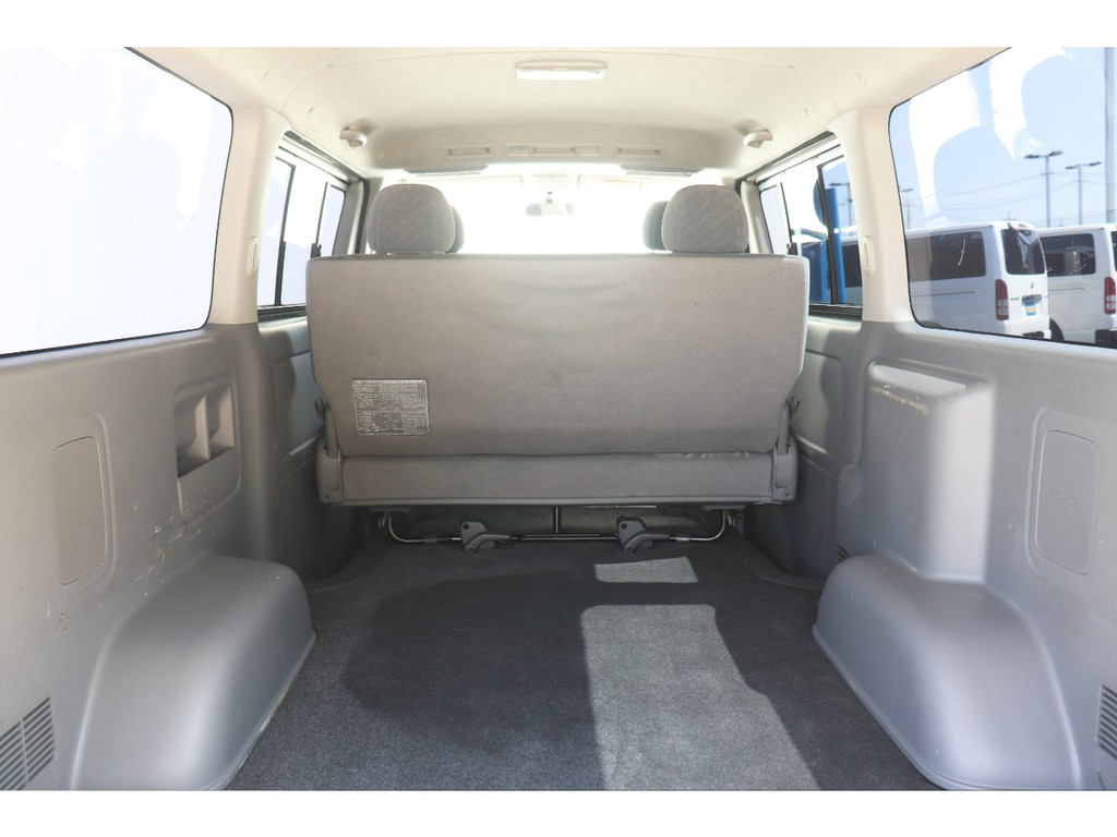 もちろん納車前にも点検整備を行い、オイル類や消耗品の交換を行います！また最終仕上げを行いご納車をさせていただきます！