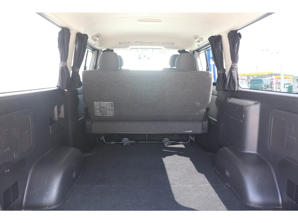 もちろん納車前にも点検整備を行い、オイル類や消耗品の交換を行います！また最終仕上げを行いご納車をさせていただきます！