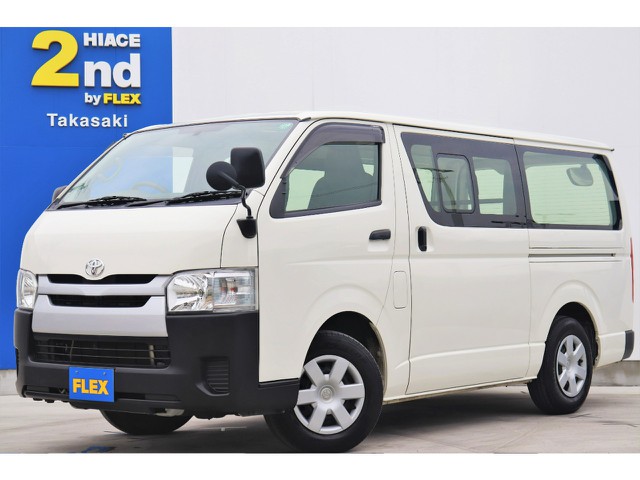 平成２８年式　４型ハイエースバン　ディーゼルターボ　５速