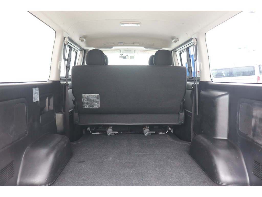 もちろん納車前にも点検整備を行い、オイル類や消耗品の交換を行います！また最終仕上げを行いご納車をさせていただきます！
