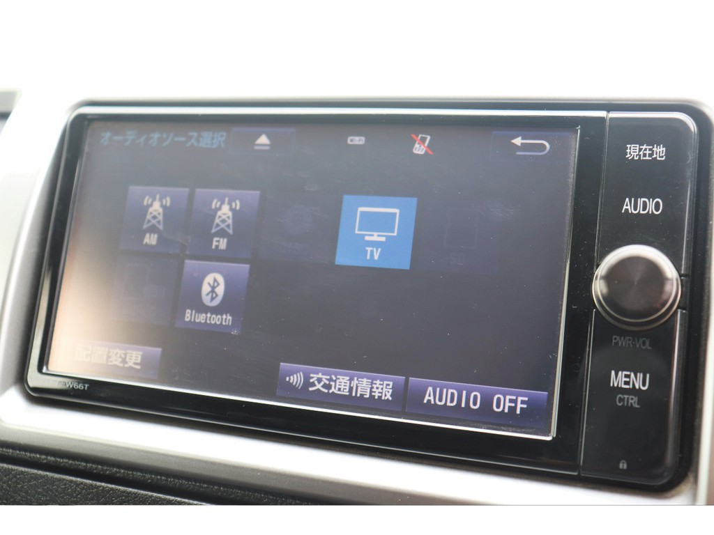 ＳＤナビ搭載！ＴＶ視聴可！Bluetooth接続！