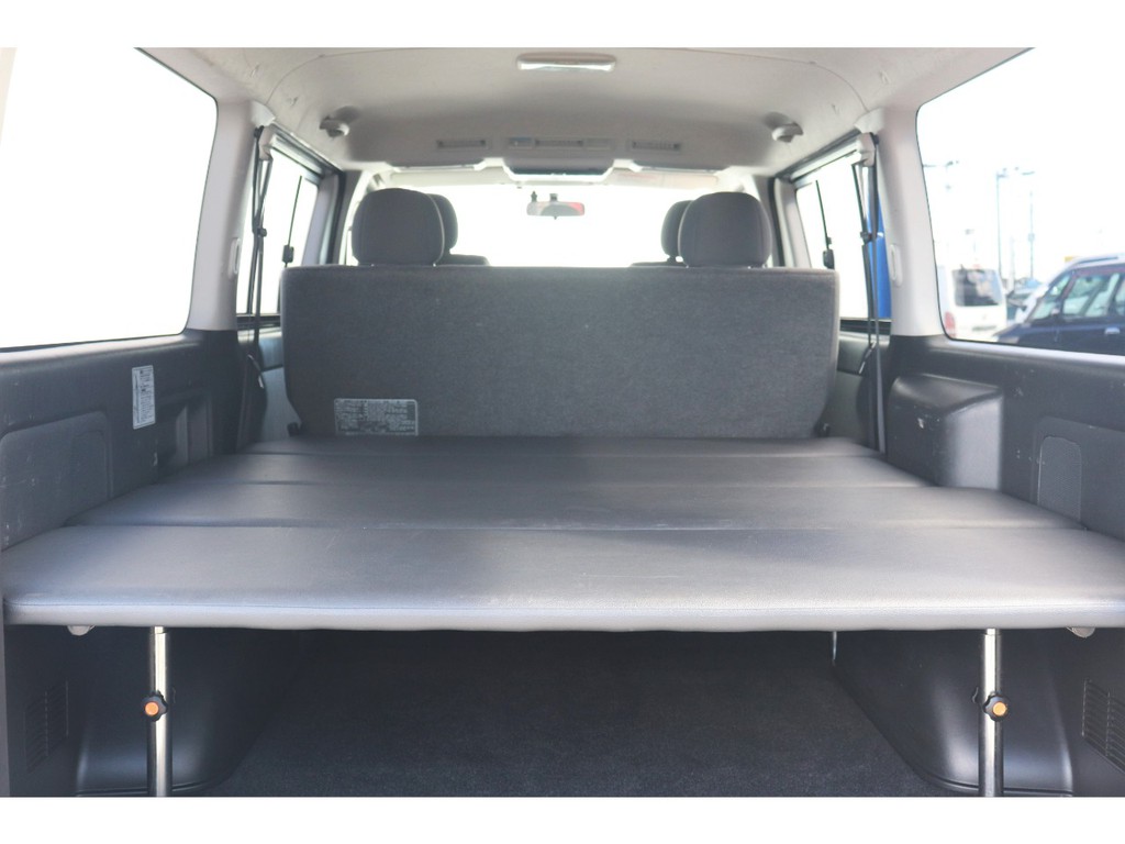 もちろん納車前にも点検整備を行い、オイル類や消耗品の交換を行います！また最終仕上げを行いご納車をさせていただきます！