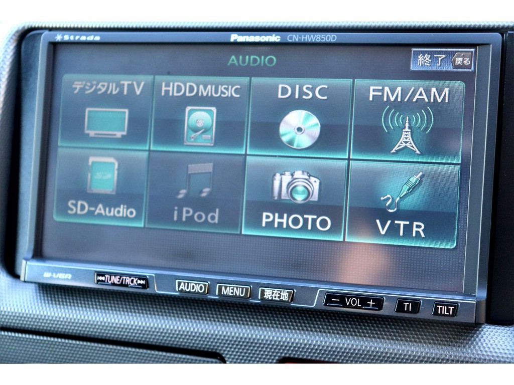 ストラーダＨＤＤナビ搭載！フルセグＴＶ視聴可能！