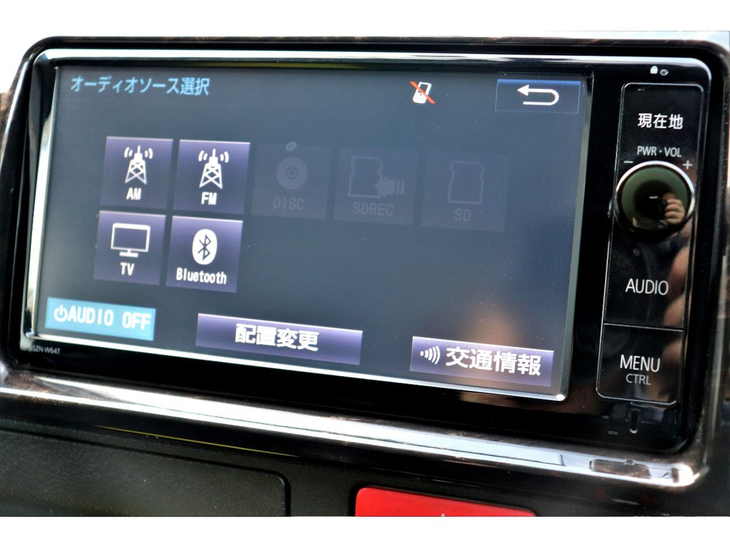 純正ナビ搭載！フルセグＴＶ視聴やBluetooth接続も可能！