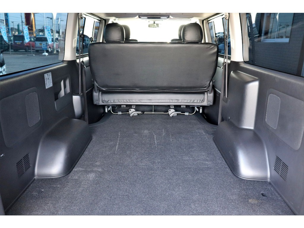 もちろん納車前にも点検整備を行い、オイル類や消耗品の交換を行います！また最終仕上げを行いご納車をさせていただきます！