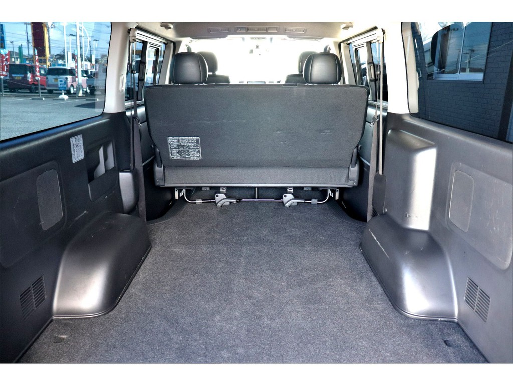 もちろん納車前にも点検整備を行い、オイル類や消耗品の交換を行います！また最終仕上げを行いご納車をさせていただきます！
