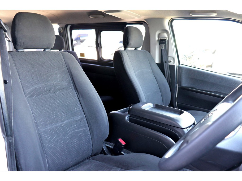 スーパーＧＬシートは厚みが有り長時間の運転も楽々♪