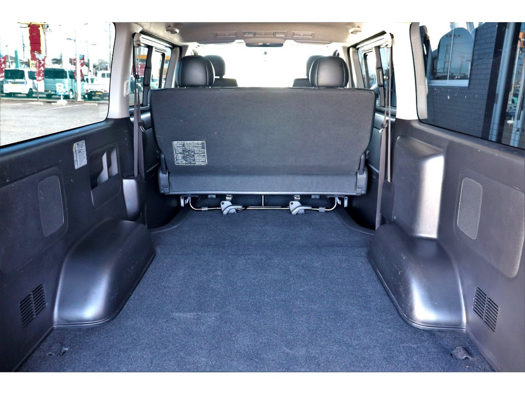 もちろん納車前にも点検整備を行い、オイル類や消耗品の交換を行います！また最終仕上げを行いご納車をさせていただきます！