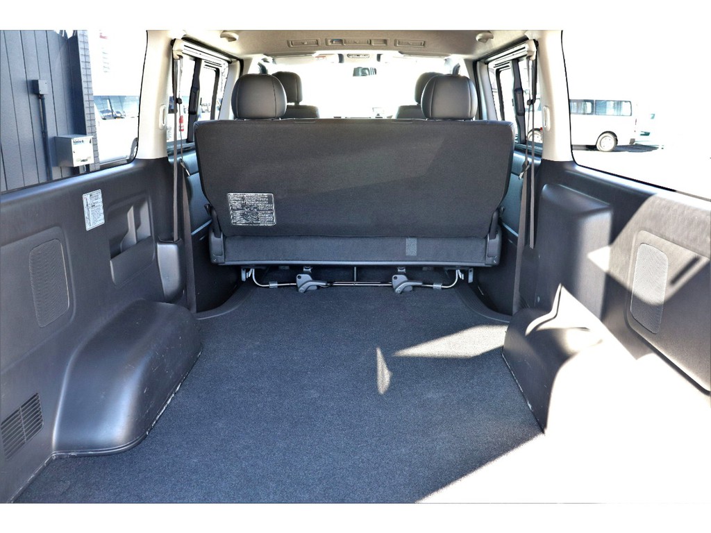 もちろん納車前にも点検整備を行い、オイル類や消耗品の交換を行います！また最終仕上げを行いご納車をさせていただきます！