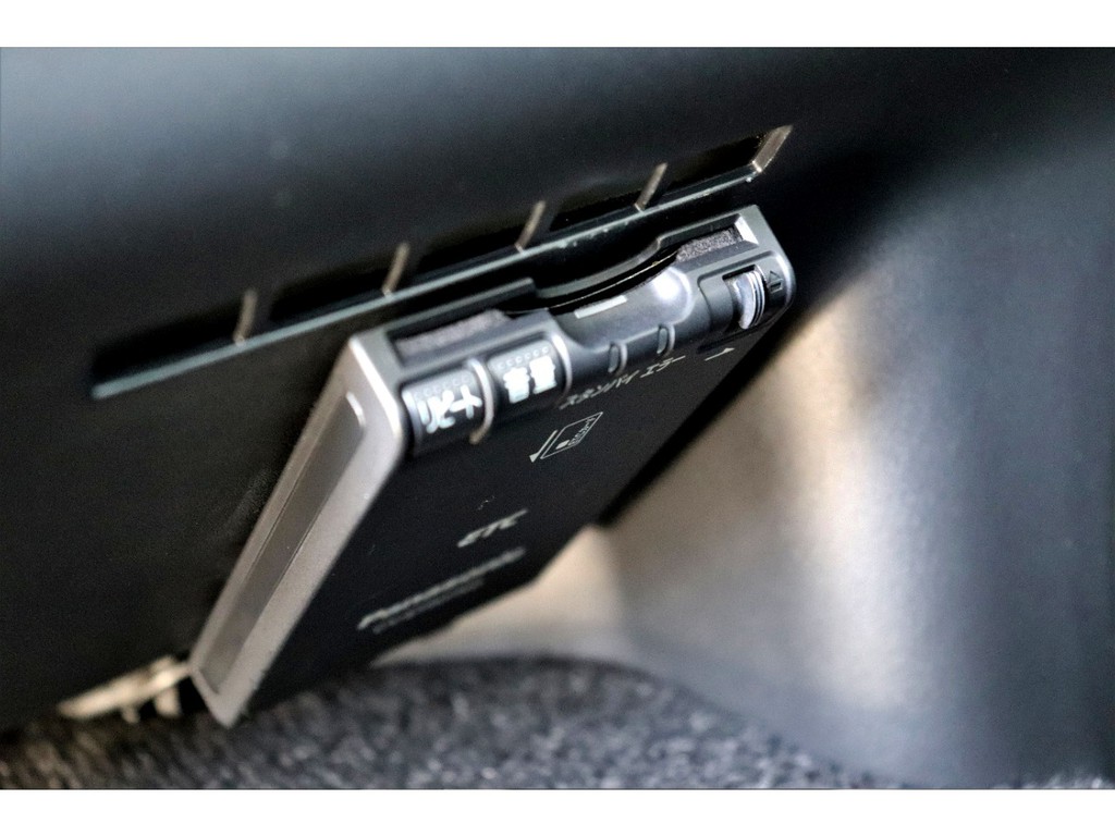 ＥＴＣ搭載で高速道路利用がスムーズに！