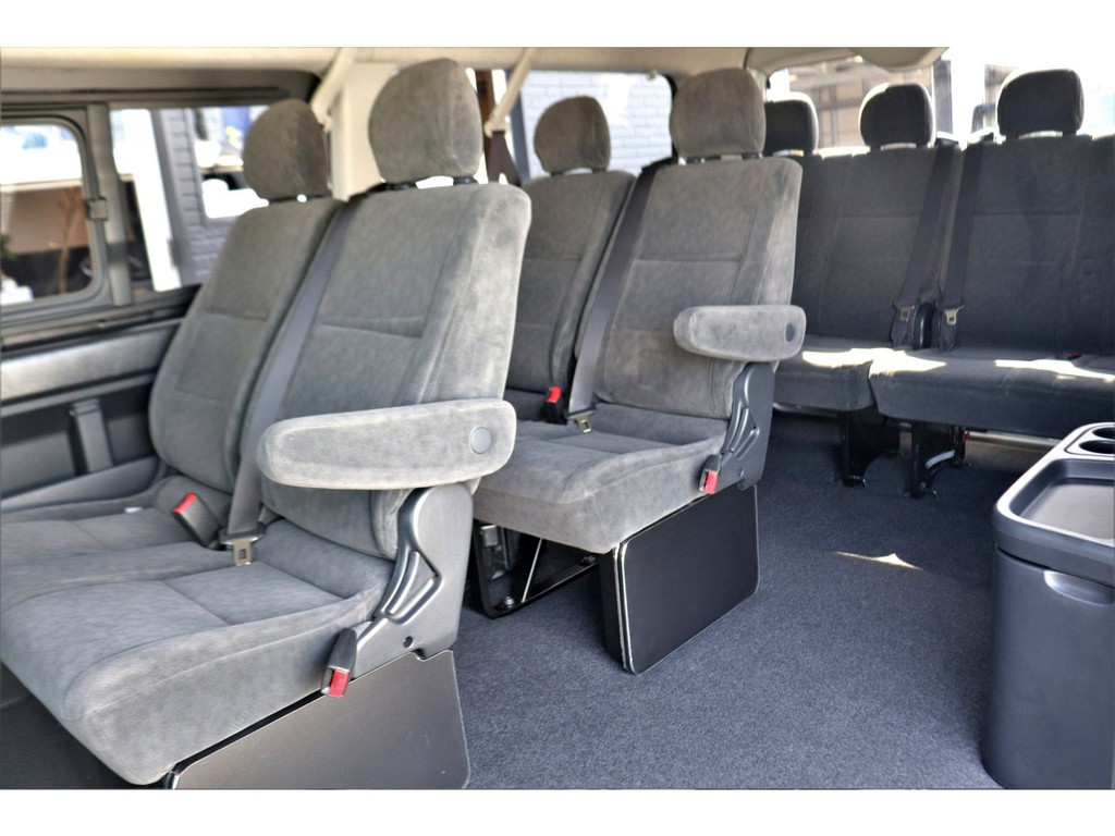 もちろん納車前にも点検整備を行い、オイル類や消耗品の交換を行います！また最終仕上げを行いご納車をさせていただきます！
