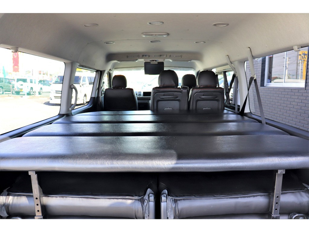 もちろん納車前にも点検整備を行い、オイル類や消耗品の交換を行います！また最終仕上げを行いご納車をさせていただきます！