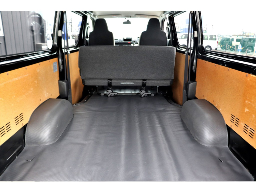 もちろん納車前にも点検整備を行い、オイル類や消耗品の交換を行います！また最終仕上げを行いご納車をさせていただきます！