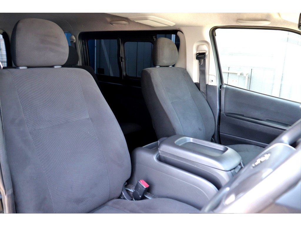 スーパーＧＬシートは厚みが有り長時間の運転も楽々♪