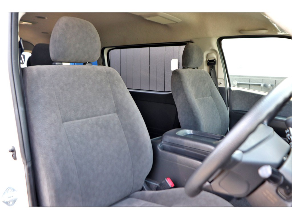 ＧＬシートは厚みが有り長時間の運転も楽々♪