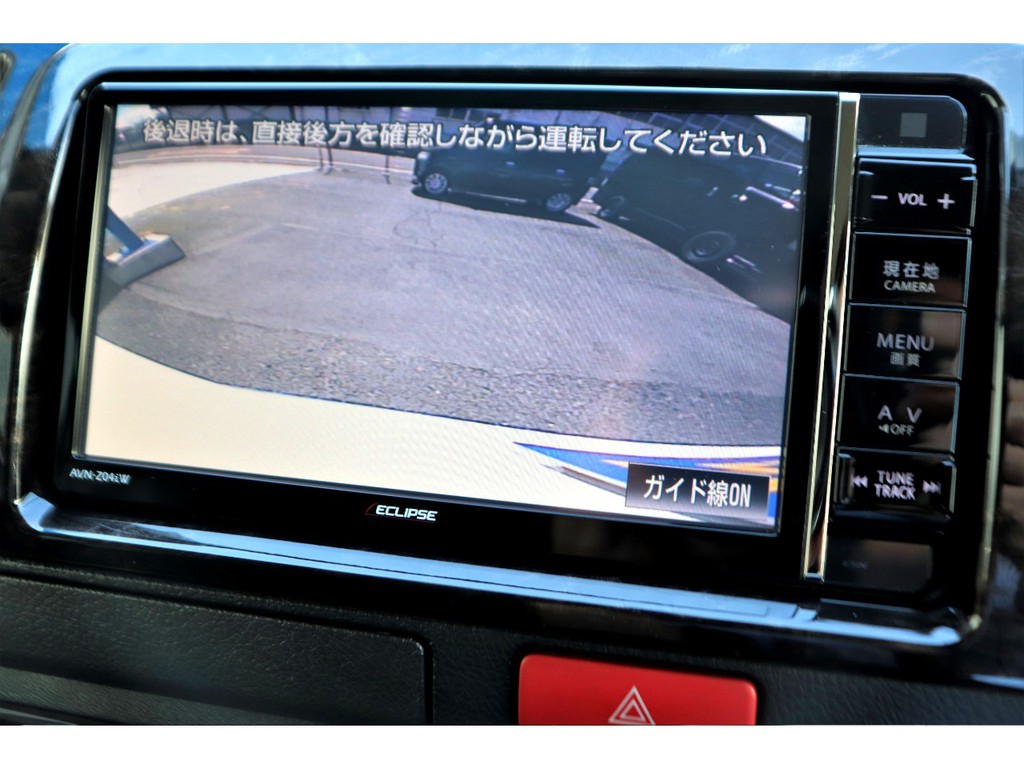 有ると安心のバックカメラ付！