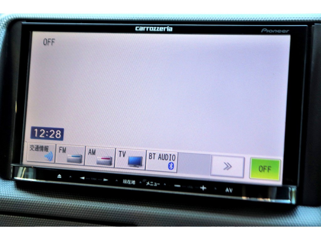 カロッツェリアナビ搭載！地デジＴＶ視聴やBluetooth接続も可能！