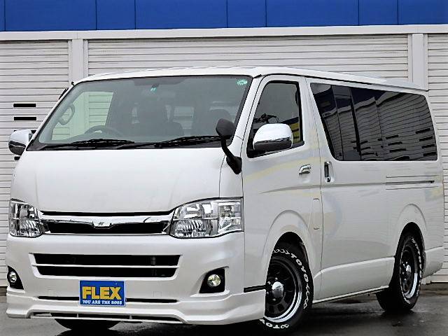 ２４年式レジアスエースバン　S-GL　４WD　ディーゼル