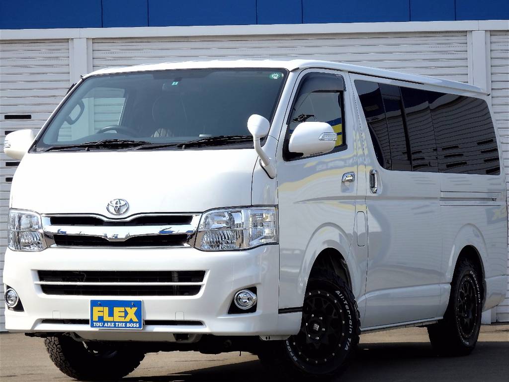 【H23　ハイエースバン　4WD　パールホワイト】