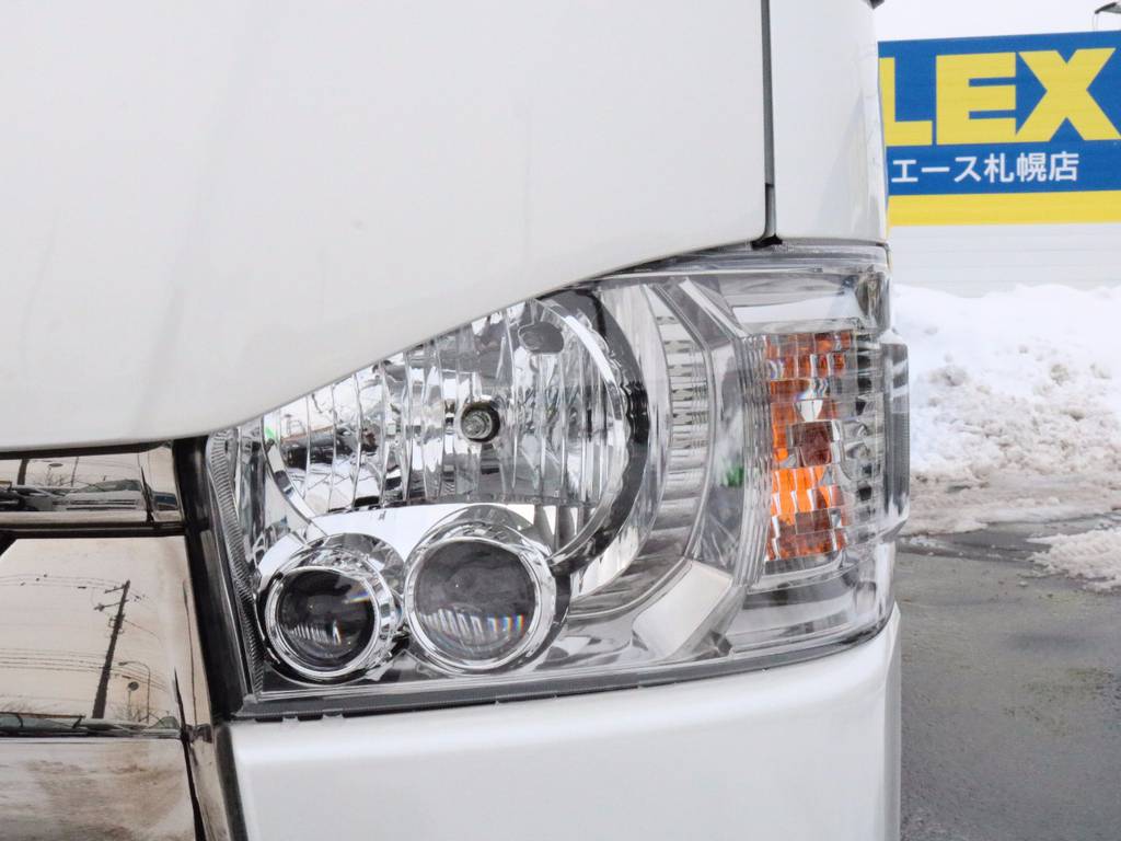 ダークプライム標準装備ＬＥＤヘッドランプ！