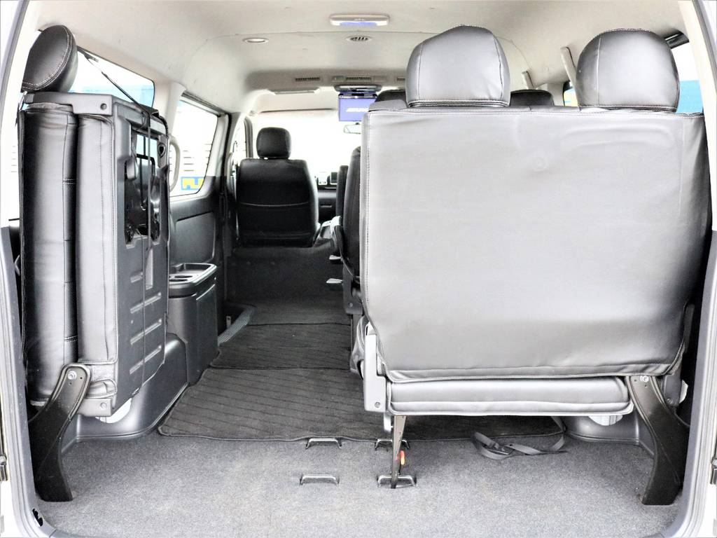 片側だけ跳ね上げて！！荷物も人も！！