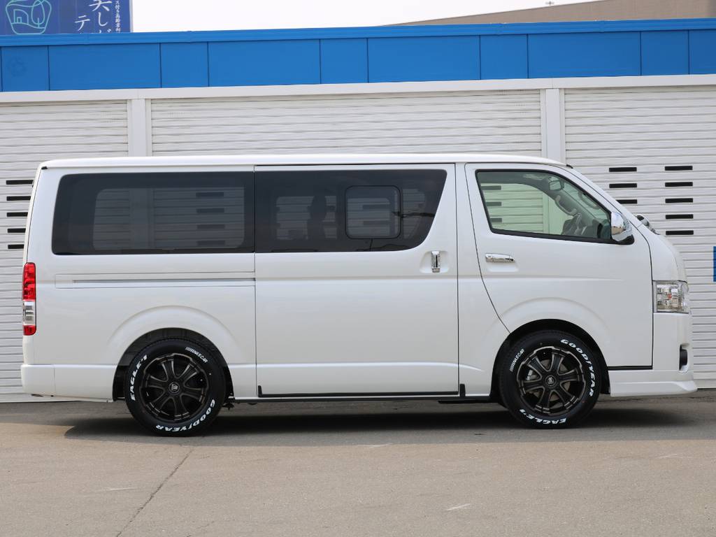 車中泊も出来ちゃうベッドキット付きです！