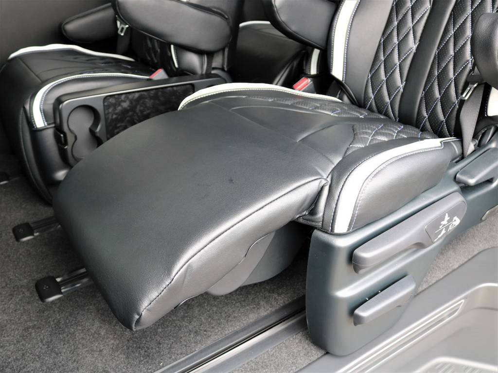 シートには【オットマン】付き！！