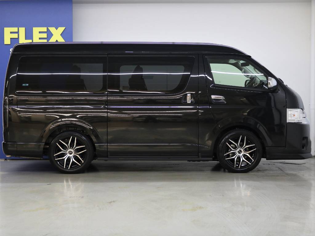 カラーは【ブラックマイカ】！！