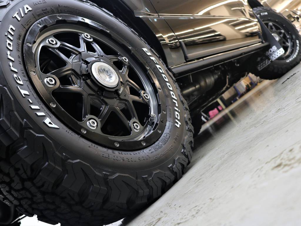 【BFGoodrichタイヤ16in＆クリムソンライカンホイール16in】の組み合わせ！！