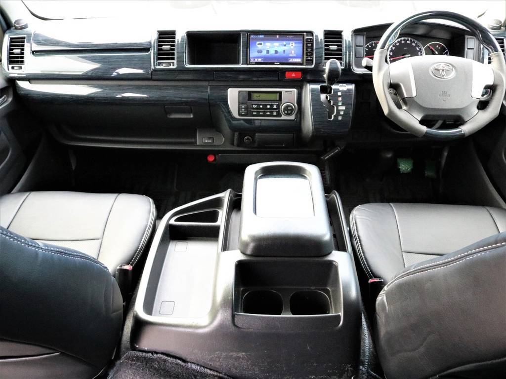 H26ハイエースワゴンGL4WDパールホワイト入庫です！