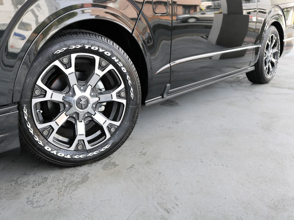 NITRO POWER WARHEAD 17inch アルミホイール＆TOYO H20 ホワイトレタータイヤ！