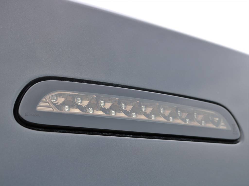 ヴァレンティ　LEDハイマウント！