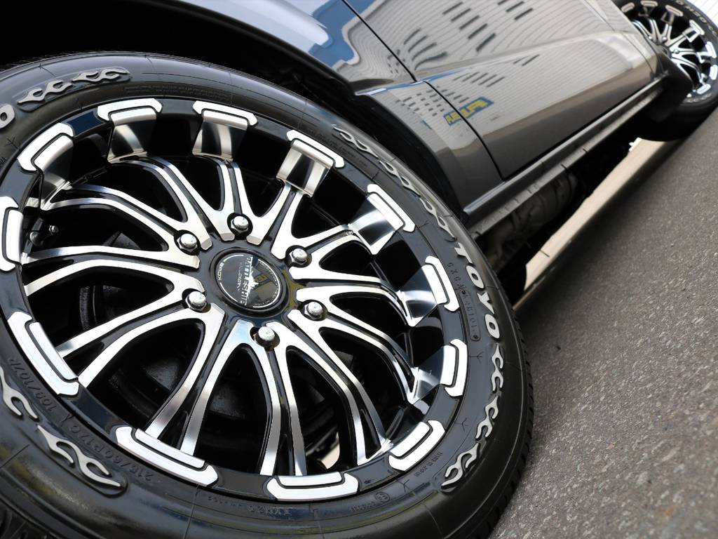 足元はバトルシップ17in/TOYO H20タイヤ！