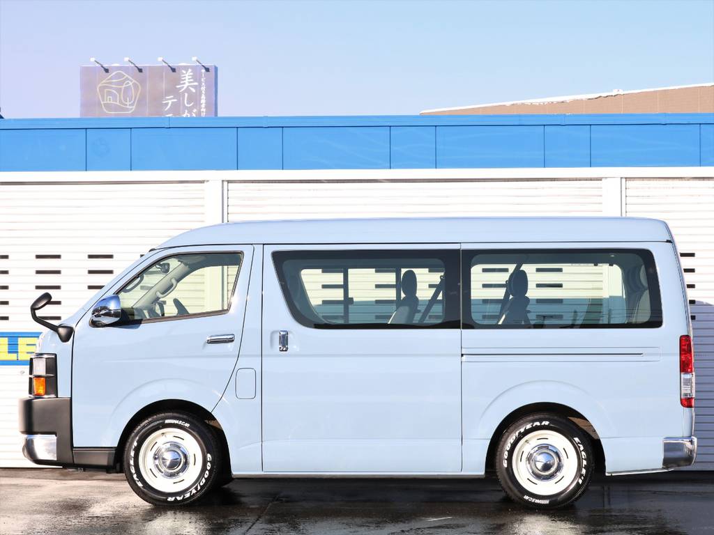 パワースライドドア付きです！運転席とスマートキーのスイッチひとつでラクラク開閉！