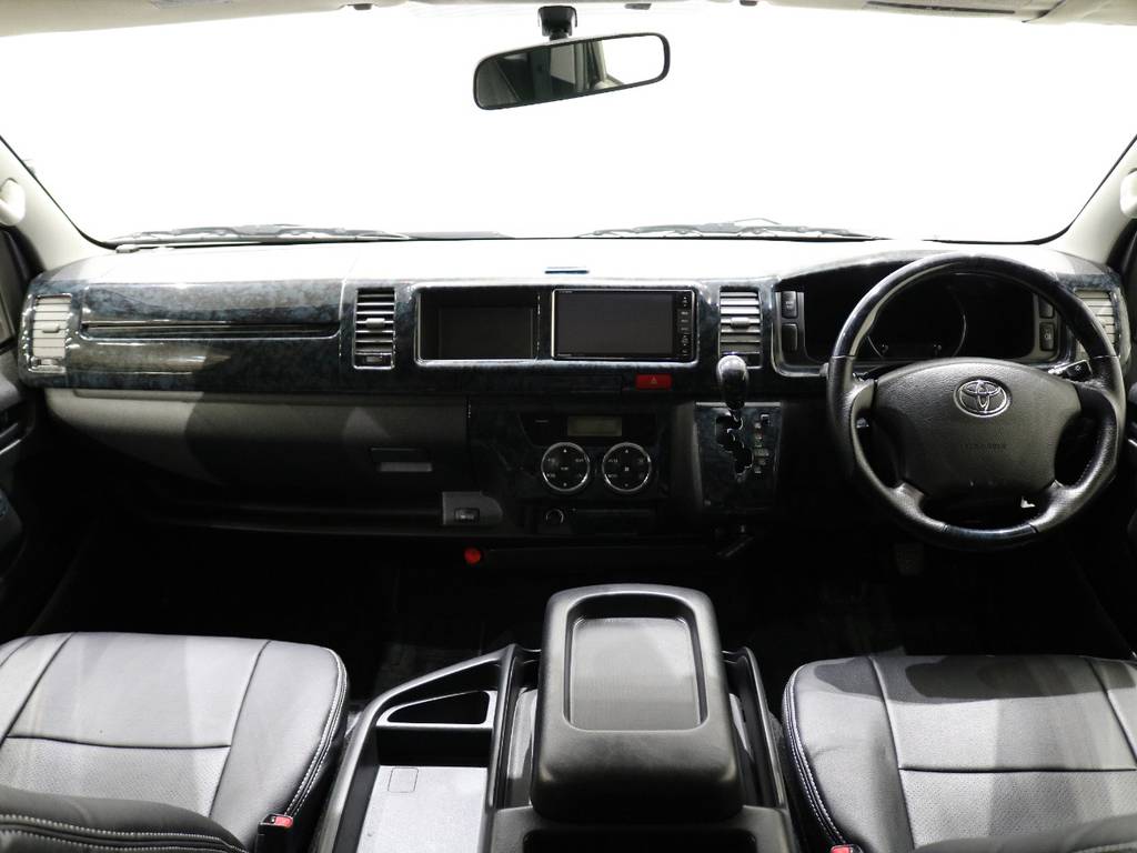 H24年式3型後期ハイエースワゴンGL4WD寒冷地仕様車入庫です！