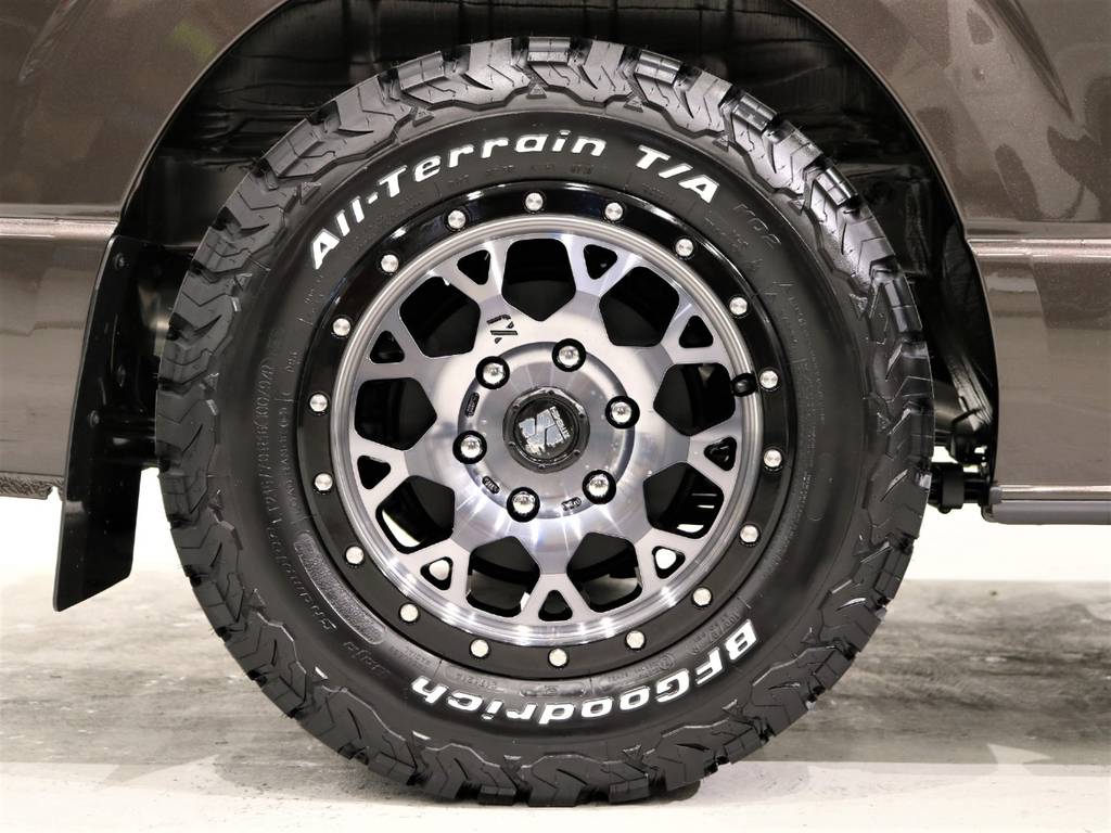 足元はエクストリームJ XJ0416in/KO2タイヤ！