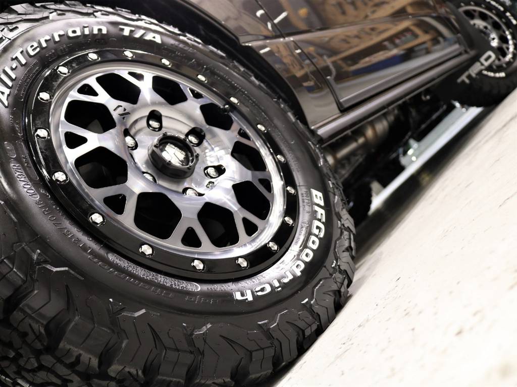 足元はエクストリームJ XJ0416in/KO2タイヤ！