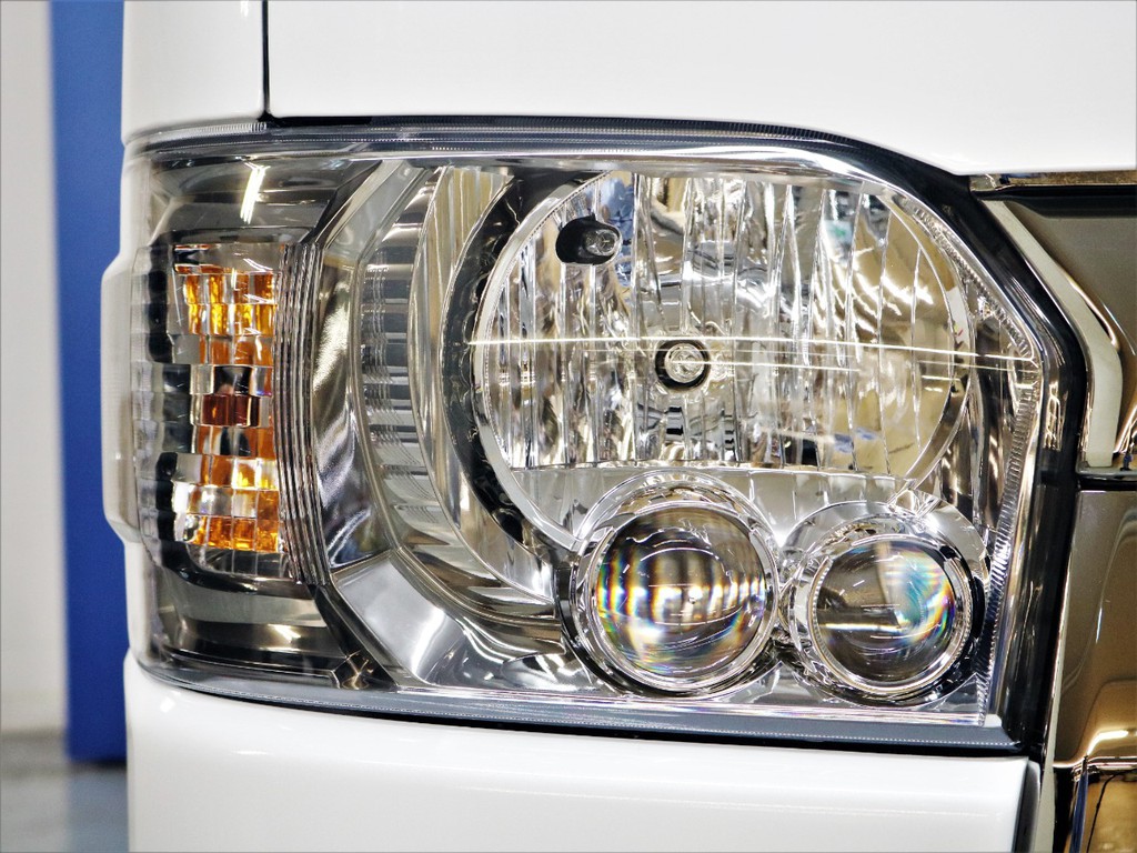 ＬＥＤヘッドライトは標準装備です！